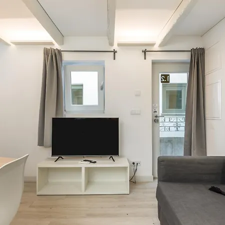 Bombarda By Dream アパート