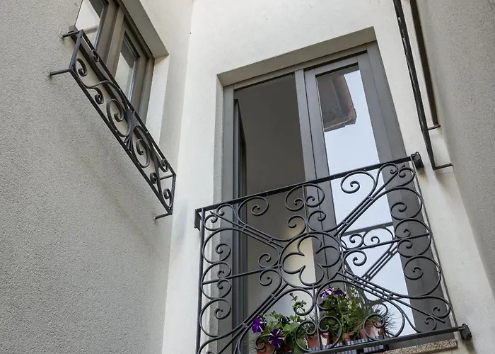 Bombarda By Dream Oporto